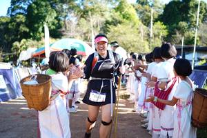 BIB: 3358
                            <button type="button" onclick="openModal(19050631)" class="btn btn-primary btn-sm float-right btn-popup" data-toggle="modal" data-target=".modal-high-quality">
                        <i class="fas fa-shopping-cart"></i> Add to Cart
                    </button>
                                            <button type="button" onclick="isThisMe(19050631, true)" class="btn btn-success btn-sm float-right btn-popup btn-isme hidden" data-toggle="tooltip" data-placement="bottom" title="นี่คือรูปของคุณใช่ไหม คลิกที่นี่เพื่อเอาเข้าอัลบั้ม">
                        <i class="fas fa-plus"></i> Add to album
                    </button>
                    <button type="button" onclick="isThisMe(19050631, false)" class="btn btn-warning btn-sm float-right btn-popup btn-isnotme hidden">
                        <i class="fas fa-ban"></i> Remove from album
                    </button>